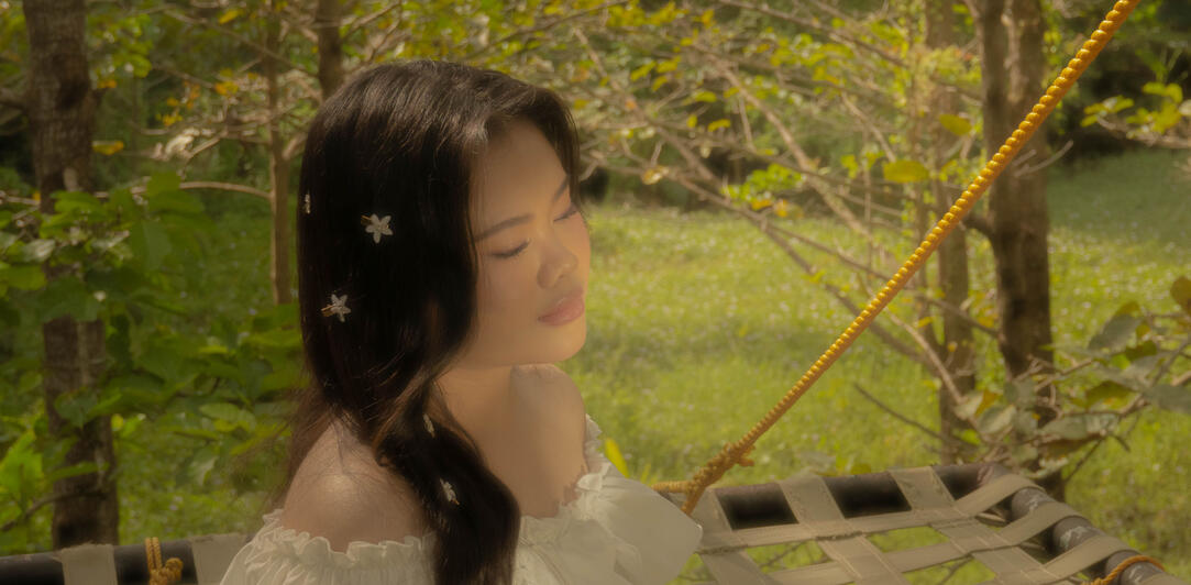 Samantha Pre-Debut Shoot